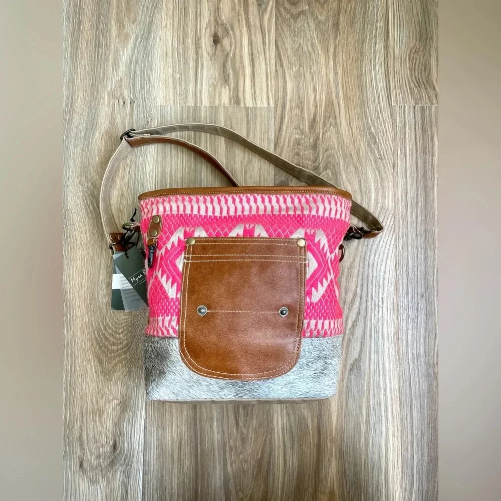 NWT Myra Bag Hot Pink Aztec Cowhide Shoulder Bag Purse w/ matching pouch.